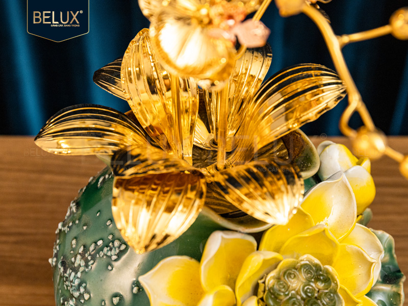 Chậu Lan Sen Tam Phúc mạ vàng 24k cao 35cm